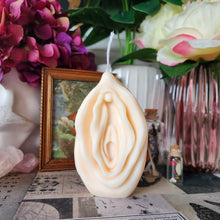 Load image into Gallery viewer, Vulva Candle - Cursive Craft 
